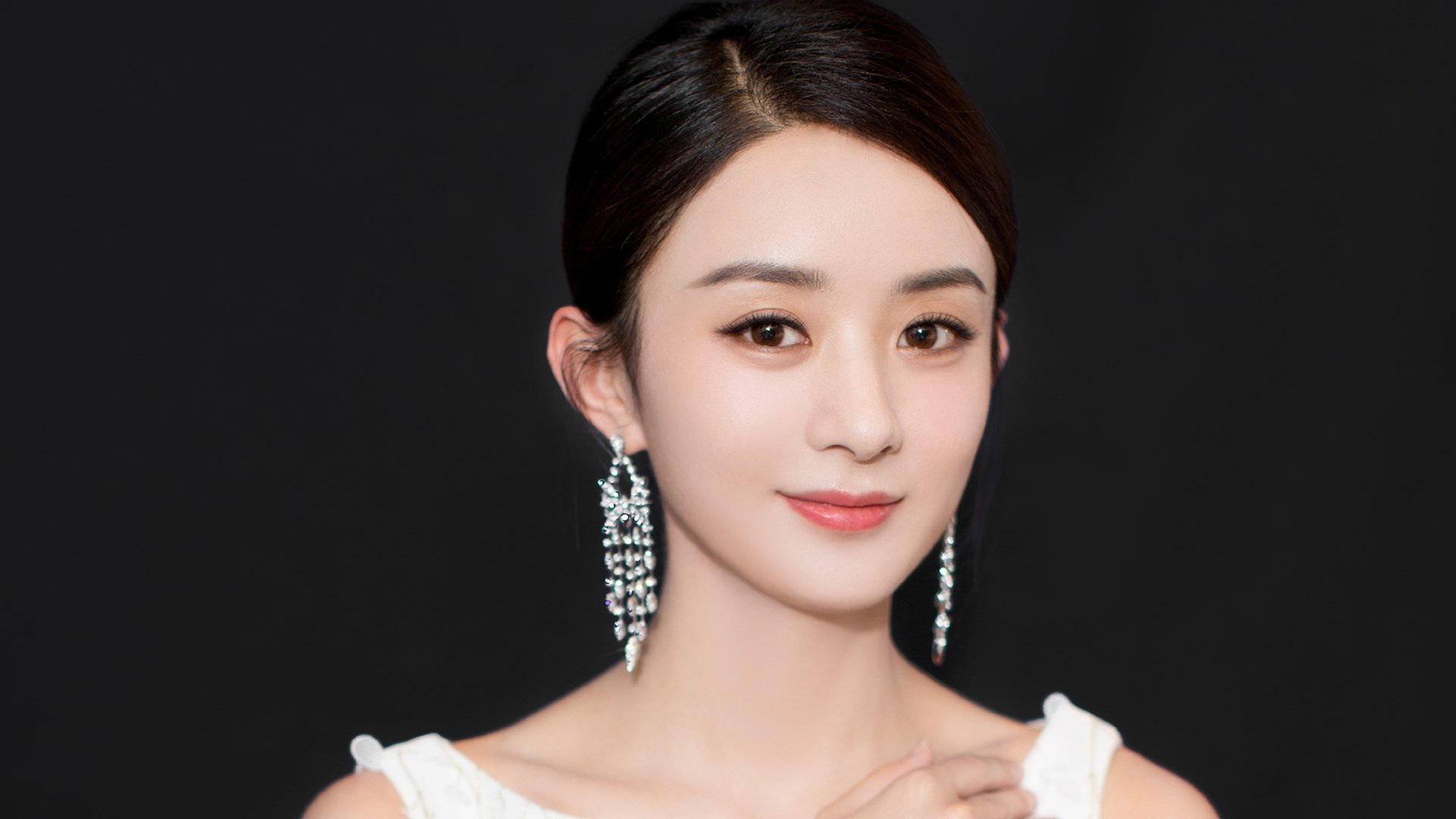 爱游戏-九游oplastic_ 法甲豪门最新引援引发热议，法甲豪门排名